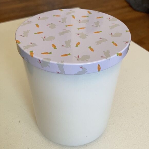 DW Home Hand Poured Candle Somebunny Loves You - Picture 2 of 5